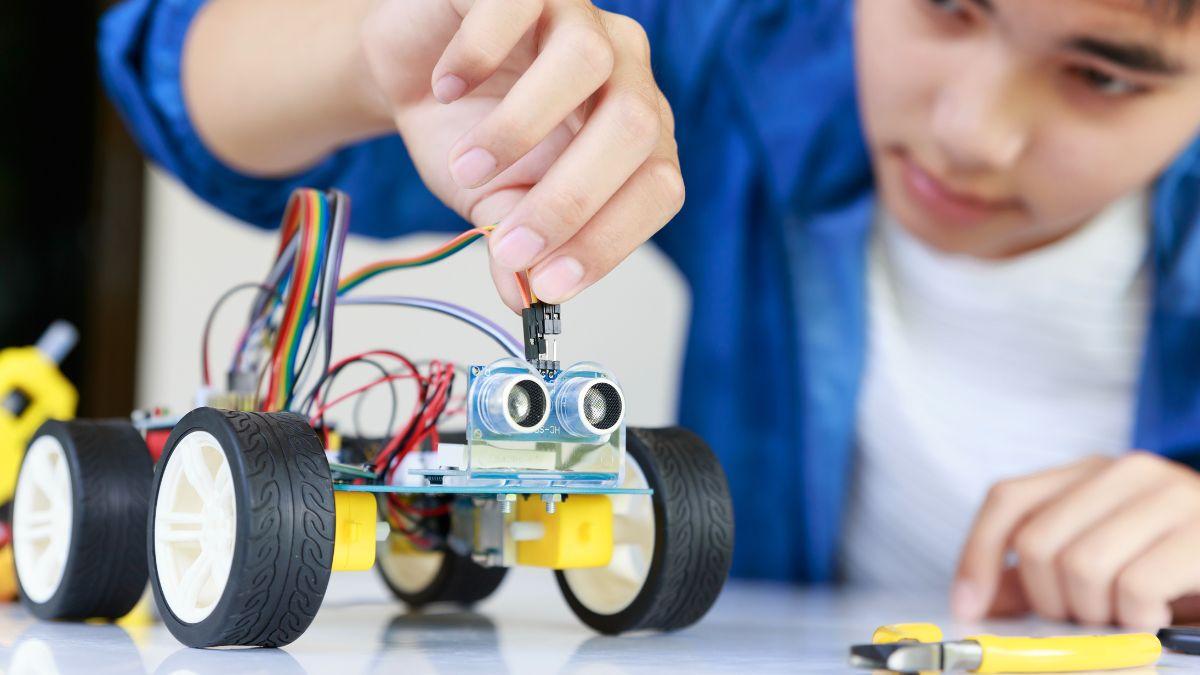 Advantages of Line Following Robot for Kids